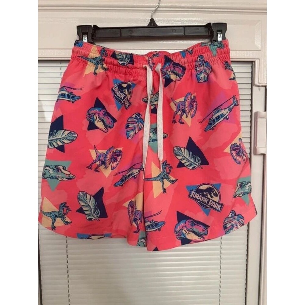 Chubbies x Jurassic Park Men’s Swim Trunks Size Small 5.5” Inseam